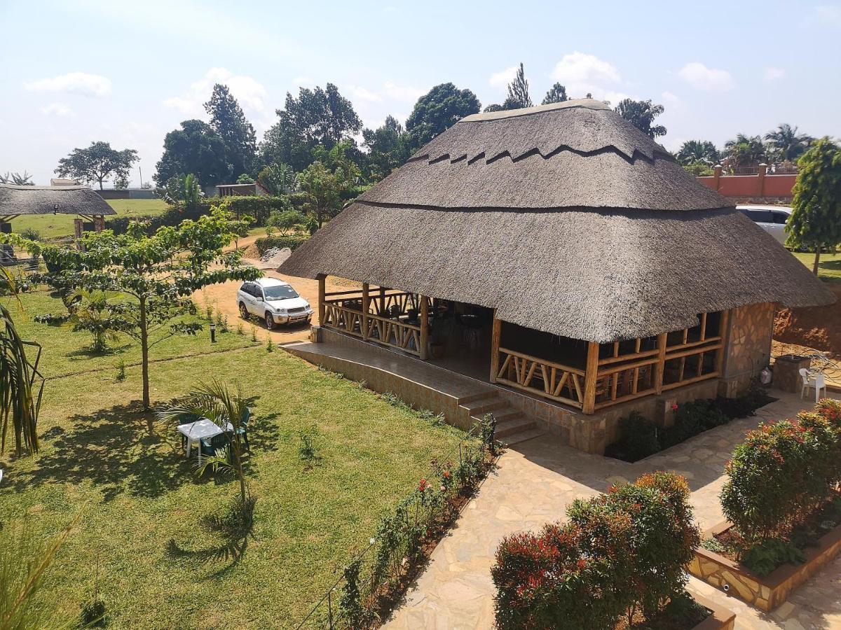 Oslo Gardens Bed & Breakfast Entebbe Extérieur photo